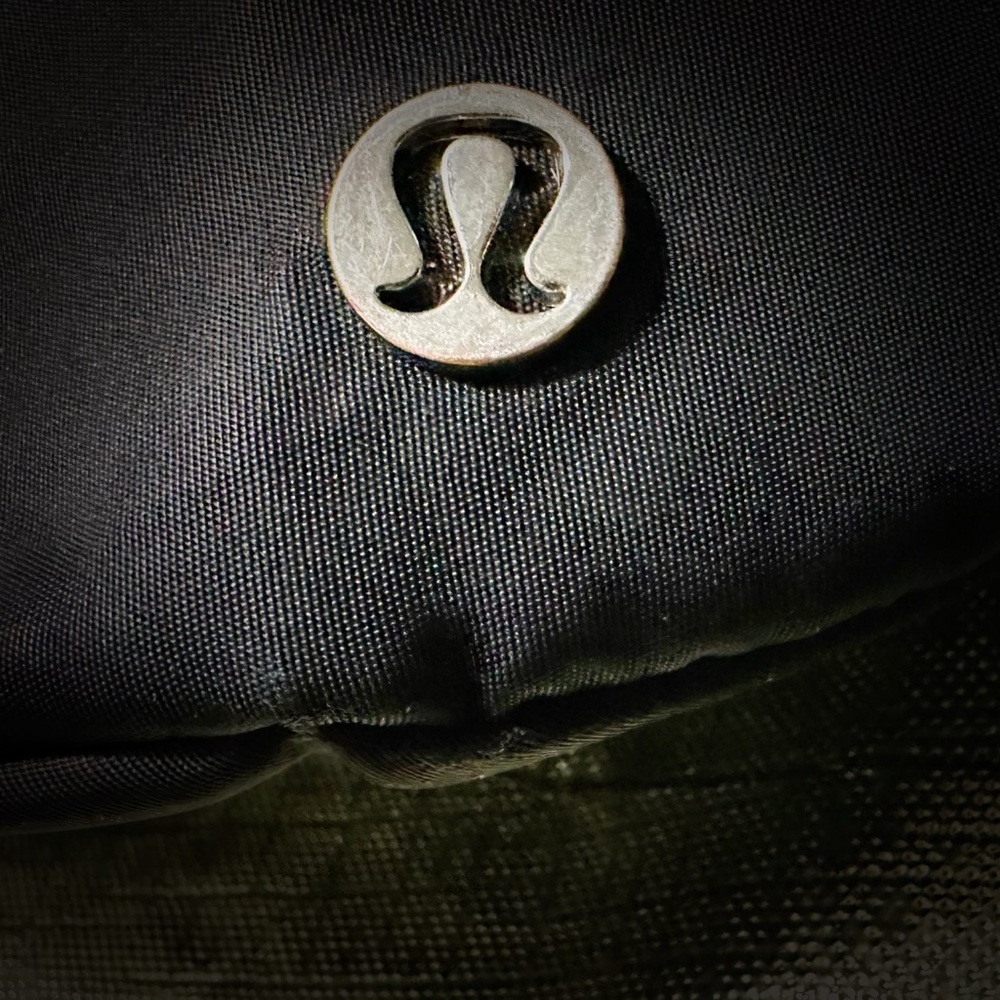 Lululemon Athletica Black Adventurer Belt Bag ❌80% OFF SALE❌ - Picture 4 of 16